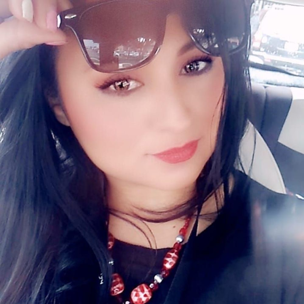 Meet your Posher, Maria